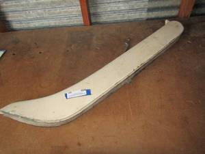 lot 80 image: Single fender skirt inknown for type of vehicle, 37 long  4 wide