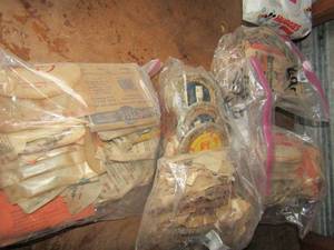 lot 94 image: Large lot of various piston rings