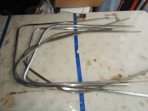 lot 99 image: various pieces of window trim