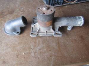 lot 116 image: Chevy Veg4, pully part # 3973117, years used- 1971-1972