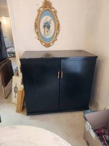 lot 17 image: Wood cabinet with slide out drawers - 21 x 40w x 38H - contents included.