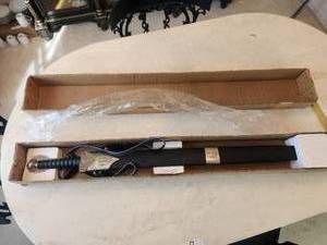 lot 20 image: Collectible long sword with sheath - in box