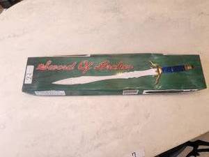 lot 22 image: Collectible sword of Archer in sheath - in box
