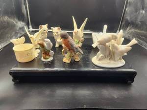 lot 25 image: Collection of collectible bird figurines
