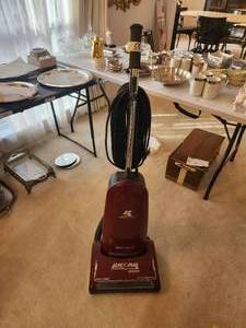 lot 58 image: Rickar vacuum cleaner