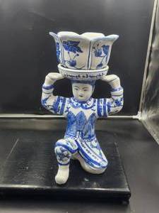 lot 68 image: Vintage Asian themed plant holder  etc - 15 tall