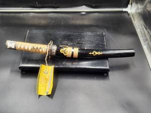 lot 78 image: The Brides Sword - Hattori Hanzo Samurai Sword - Tanto
