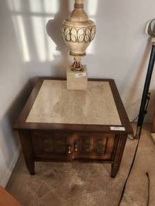 lot 102 image: Wood end table