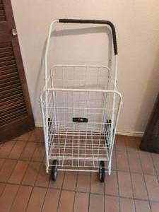 lot 106 image: Easy on wheels foldable cart