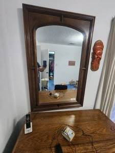 lot 118 image: Wall mirror