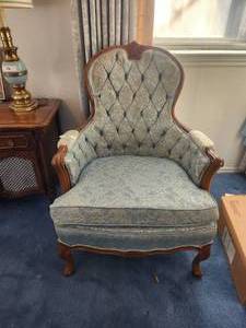 lot 183 image: Vintage upholstered French armchair