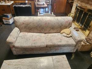 lot 196 image: Couch with queen hide a bed
