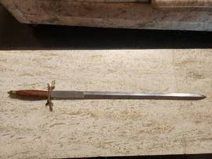 lot 256 image: Collectible sword
