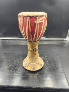 lot 262 image: Vintage-Antique handmade hand drum