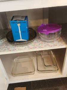 lot 310 image: Selection of Pyrex, Fire KIng