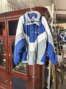 lot 54 image: Dallas Cowboys jacket