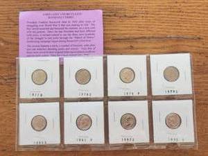 lot 22 image: 8 Brilliant uncirculated Roosevelt Dimes -