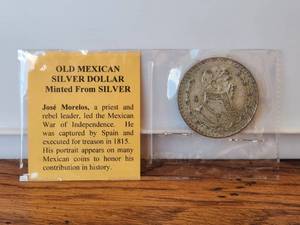 lot 109 image: Vintage Mexican Silver Dollars-Pesos - 1962 coin