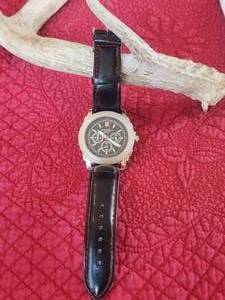 lot 77 image: Ensemble watch - Quartz