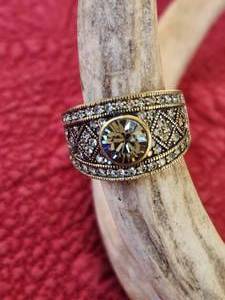 lot 142 image: Ring - Heidi Daus - size 9.5