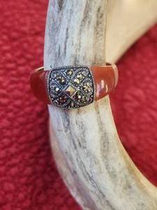 lot 157 image: Ring - .925 Silver - size 10.75
