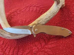 lot 185 image: Defender X-Treme tactical knife
