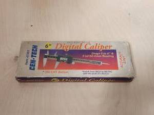 lot 111 image: Cen-Tech 6 digital caliper