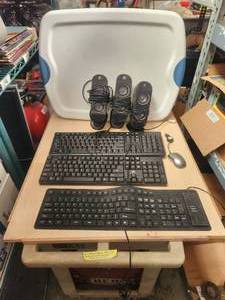 lot 221 image: Selection of Computer accessories - keyboards, speakers
