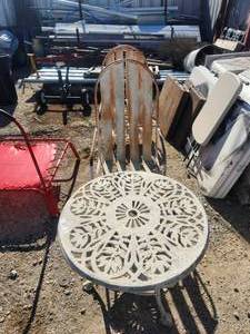 lot 87 image: Selection of wrought iron furniture