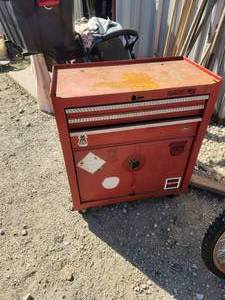 lot 90 image: Toolbox rolling base