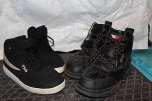 lot 36 image: Mens size 7 Fila Shoes and Tommy Hilfiger Boots