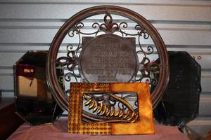 lot 14 image: Various Wall Decor, style and Design as shown in pictures