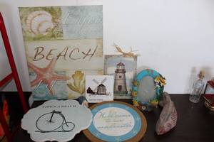lot 60 image: Lifes a Beach,  Beach Related Decor Items as shown