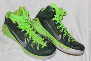 lot 137 image: Nike Hyper Dunk Size 15