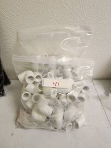 lot 41 image: Generous selection of 12 pvc fittings