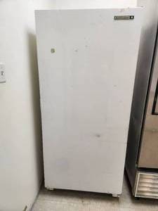 lot 51 image: Kelvinator - used as seed incubator