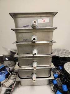 lot 68 image: Selection of 10 stainless steel growing pans - 13 x 21 x  4 deep