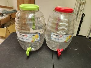 lot 79 image: Selection of 2 5-gallon beverage plastic jars with spickets