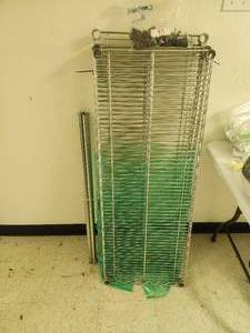 lot 93 image: Wire rack - 18x48 - has 4 shelves