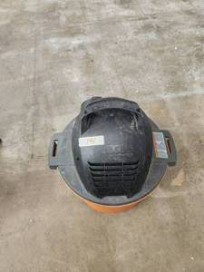 lot 141 image: Rigid wet vacuum cleaner
