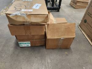 lot 154 image: Biodegradable -T-shirt bags - 5 boxes