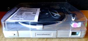 lot 16 image: Excalibur Soundmaster 491 USB Turntable Turn Your Vinyl Into Mp3s wManual