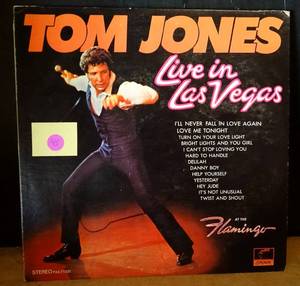 lot 43 image: RARE VINTAGE 1969 Vinyl Record Album by Tom Jones titled Live In Las Vegas (at the Flamingo) $$