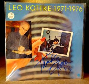 lot 88 image: RARE AUTOGRAPHED ALBUM - LEO KOTKE 1971-1976 WITH PHOTO OF PHYSICAL SIGNING $$$