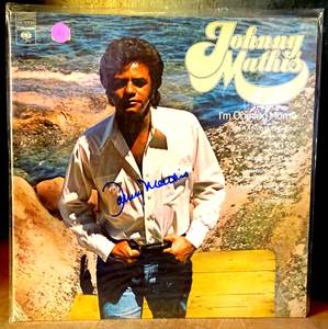 lot 91 image: RARE AUTOGRAPHED ALBUM - JOHNNY MATHIS HAND SIGNED IM COMING HOME VINYL ALBUM $$$