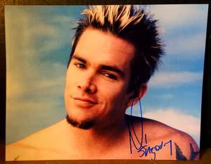 lot 92 image: AUTHENTIC AUTOGRAPHED 8 X 10 PHOTO HAND SIGNED BY MARK MCGRATH (LEAD SINGER OF SUGAR RAY) WITH COA