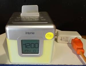 lot 239 image: iHome IHM28WC Color Changing Alarm Clock FM Radio with USB Charging - WORKS