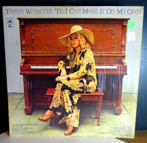 lot 171 image: VINTAGE ORIGINAL - Tammy Wynette  Til I Can Make It On My Own - VINYL RECORD LP (1976)