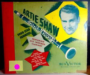 lot 196 image: VINTAGE Artie Shaw 78rpm Set Victor Records #P-85 Artie Shaw Four Star Favorites