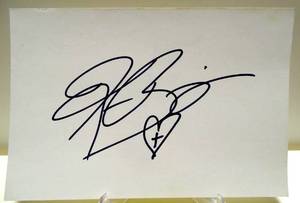 lot 334 image: HAND SIGNED INDEX CARD (4X6) BY ACTRESS - KIM BASINGER